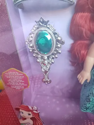 Muñeca Disney Princess Ariel con Accesorios