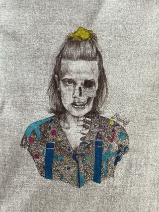 Camiseta Eleven gris talla L Stranger Things