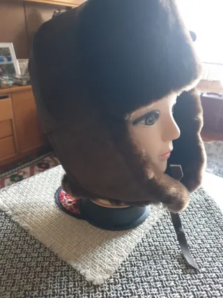 Gorro piel vuelta vintage marrón