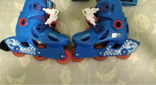 Lote Patines Talla 26-28 + Casco y Protecciones