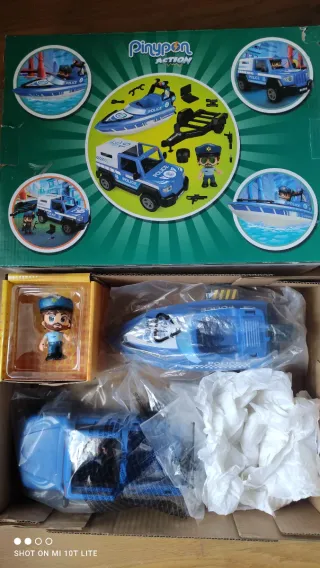 Pin y Pon Action Policía Coche y Barco