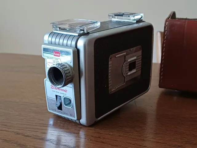 Cámara Kodak Brownie 8mm