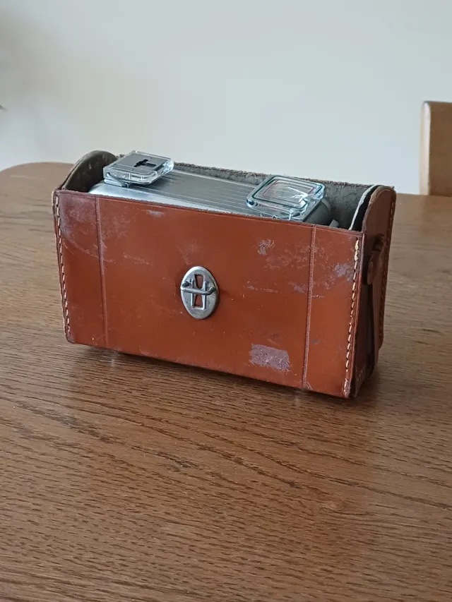 Cámara Kodak Brownie 8mm