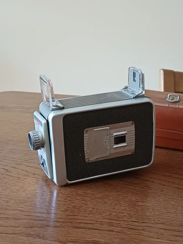 Cámara Kodak Brownie 8mm