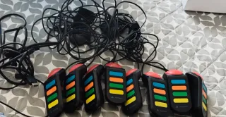 Mandos Buzz PS3 + 2 Juegos