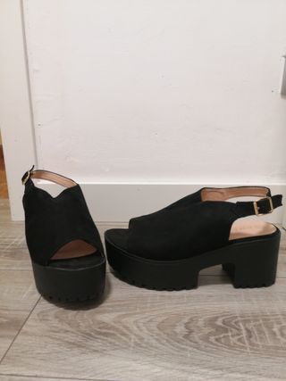 Sandalias Zueco Negras Plataforma