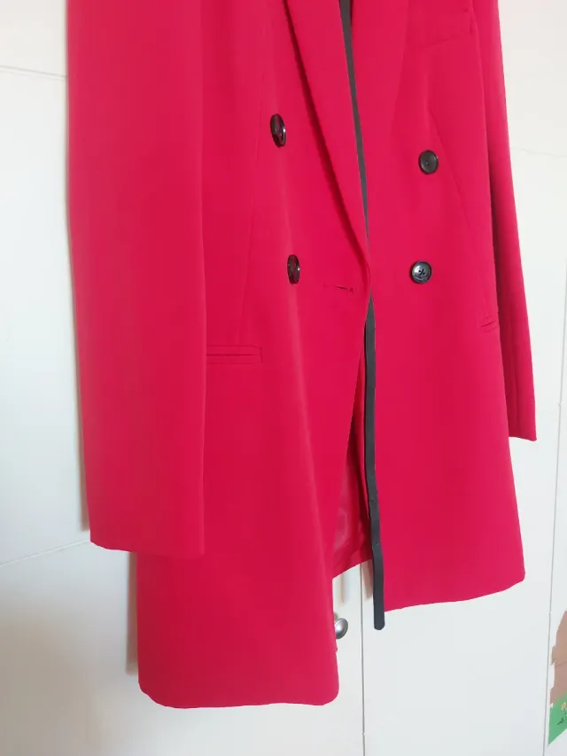 Traje Rojo Stradivarius Talla S  pantalón pitillo!