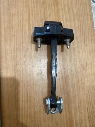 Tope Puerta Delantera Ford Fiesta 2008-2017