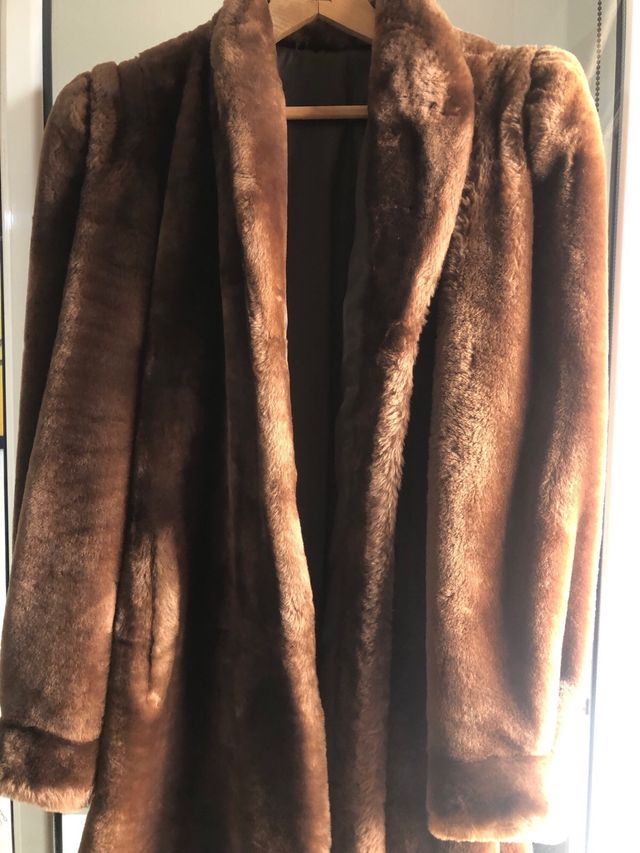 Abrigo de piel mutón