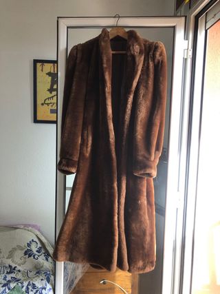 Abrigo de piel mutón