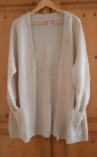 Cárdigan beige de punto