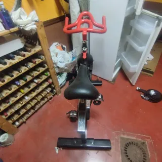 Bicicleta Spinning Bodytone Negra
