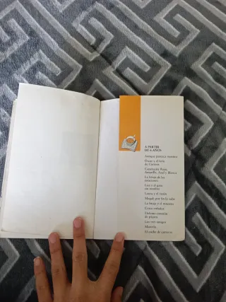 Un tren cargado de misterios (Spanish Edition)