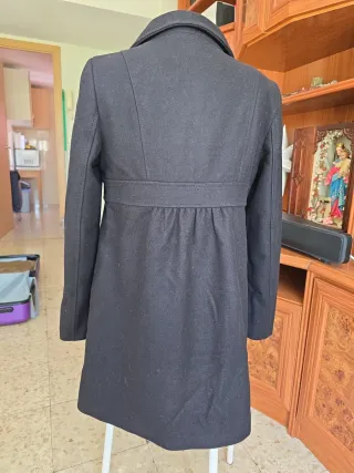 Abrigo negro elegante