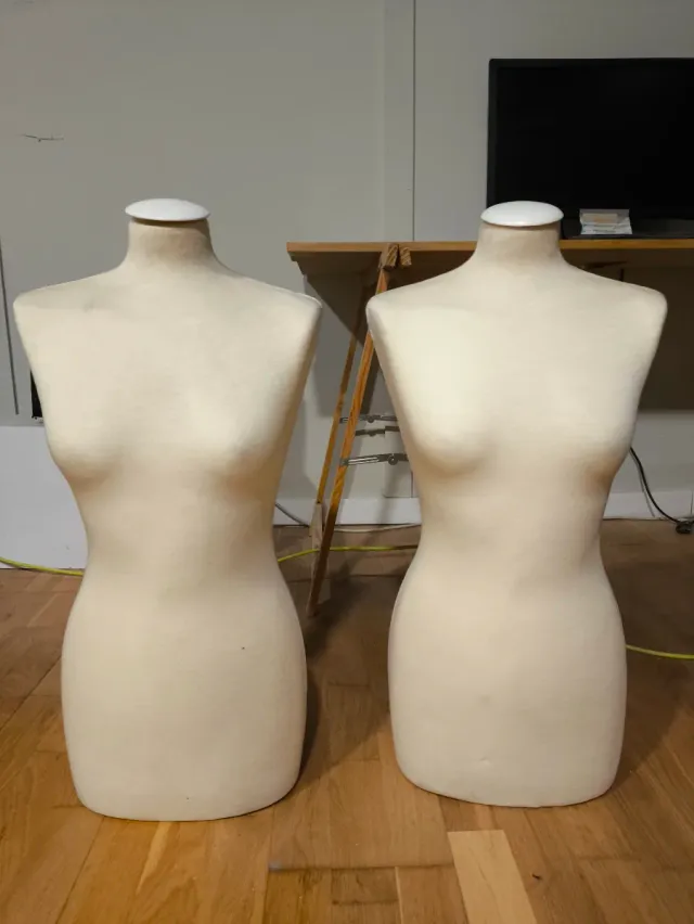 2 Maniquíes Costura Taylors N.Y Beige