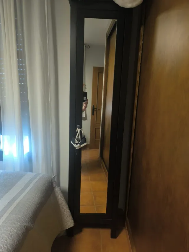 Mueble alto madera negro