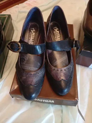 Zapatos de tacón Pitillo negros y grises