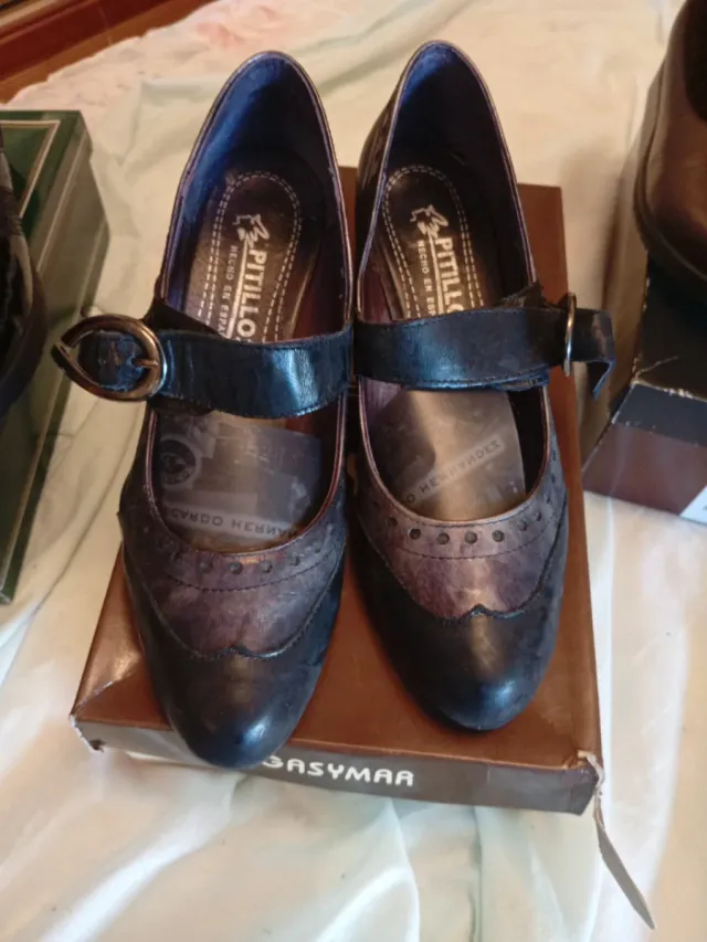 Zapatos de tacón Pitillo negros y grises