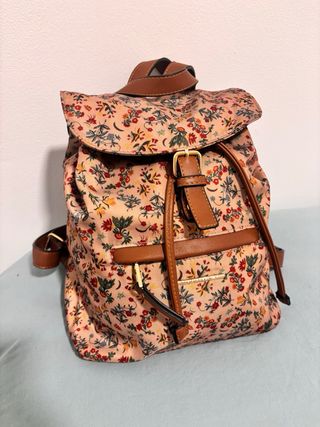 Mochila floral beige y multicolor