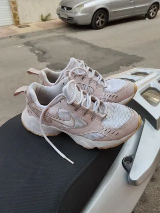 Zapatillas Nike Rosas y Blancas
