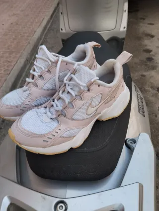 Zapatillas Nike Rosas y Blancas