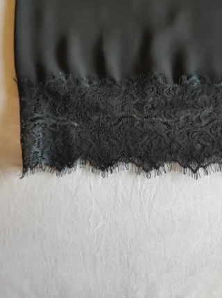 Blusa tirantes negra encaje Pinkie