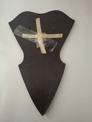 Expositor de madera triangular para pared