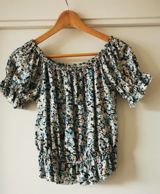 Blusa floral algodón escote Bardot