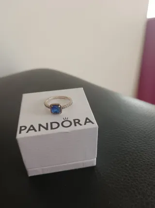 Anillo Pandora Azul Brillante