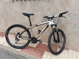 Bicicleta MTB