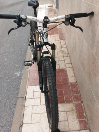 Bicicleta MTB