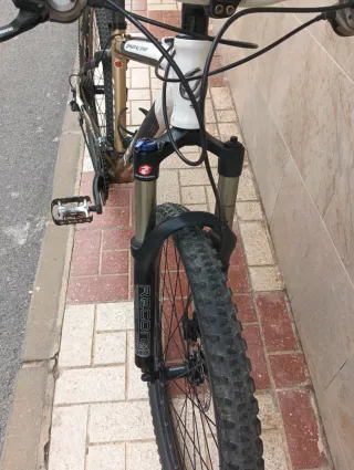 Bicicleta MTB