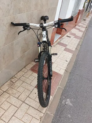 Bicicleta MTB