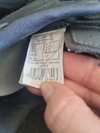 Zapatillas fútbol multitacos negras/rojas