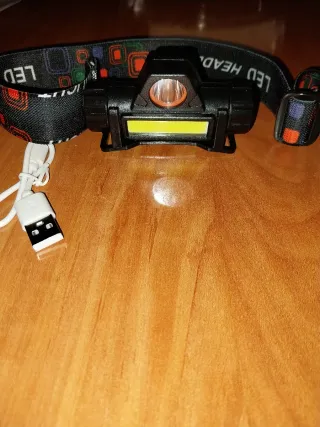 Linterna frontal LED USB