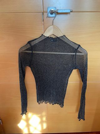 Camiseta Zara transparente brillos
