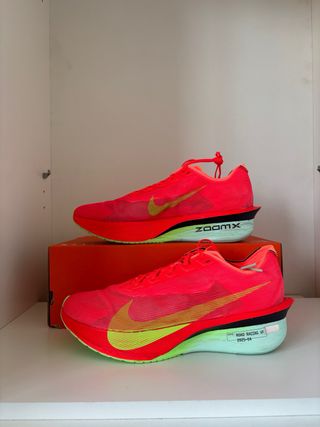 Nike ZoomX Vaporfly Next% 4. Talla 43.