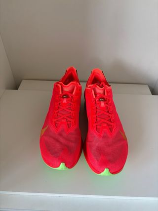 Nike ZoomX Vaporfly Next% 4. Talla 43.