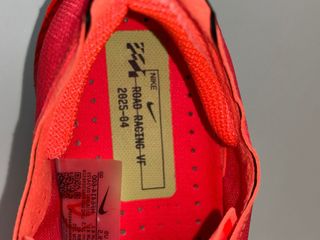 Nike ZoomX Vaporfly Next% 4. Talla 43.