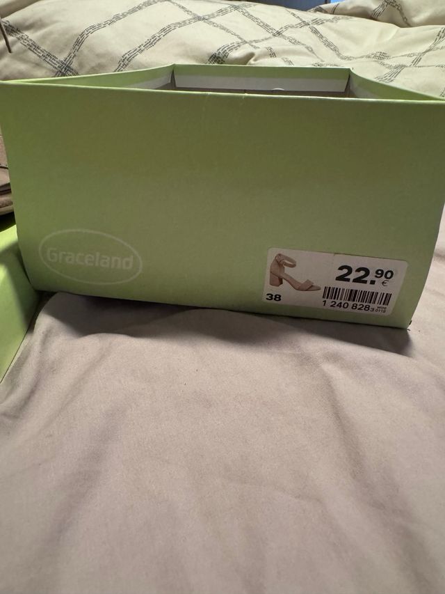 Sandalias de verano beige