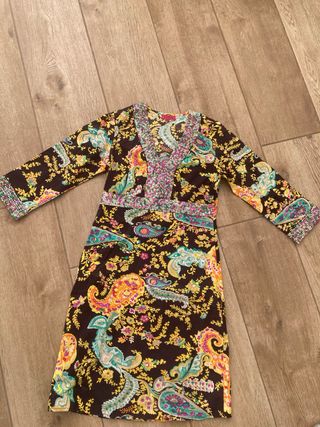 Vestido tipo caftán elástico estampado