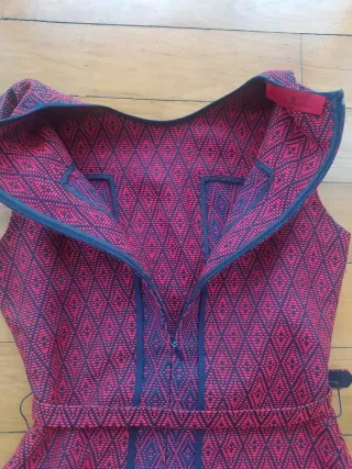 Vestido Carolina Herrera burdeos y zul oscuro