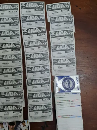 Lote cromos Liga Este 25/26 (325 sin repetir)