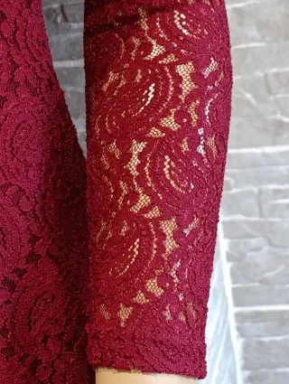 Vestido Burdeos Encaje Manga Larga