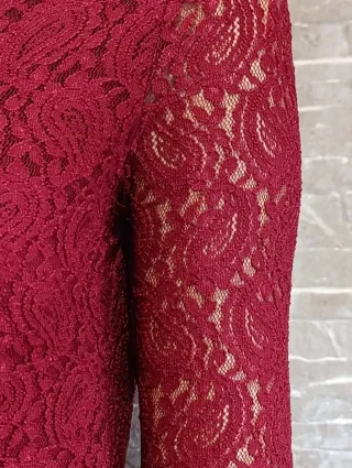 Vestido Burdeos Encaje Manga Larga