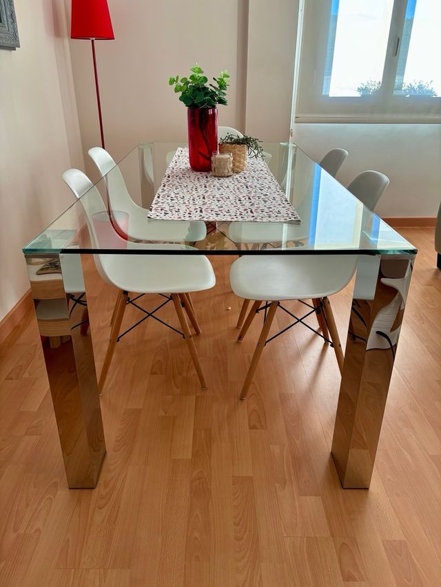 Tavolo da Pranzo in Cristallo e Metallo