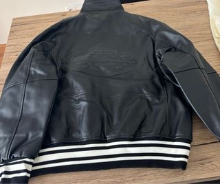 Chaqueta Corteiz Negra Talla S