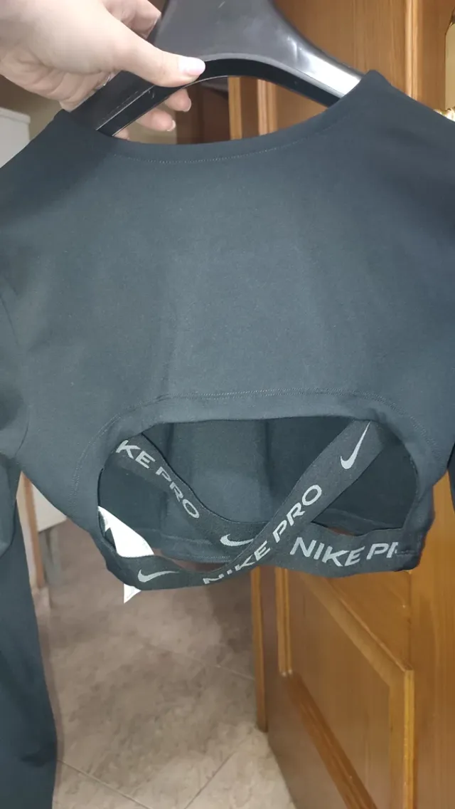 Top Nike Pro Negro Manga Larga