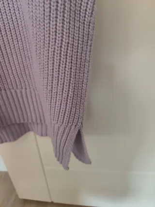 Chaleco punto lila cuello pico