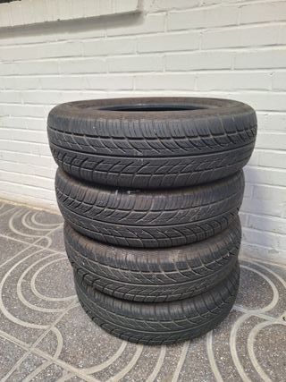 Juego 4 Neumáticos Usados